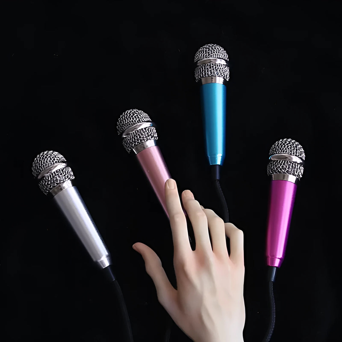 BJD mini microphone doll prop approximately 6cm in sky blue, silver, pink or rose red for concert photos