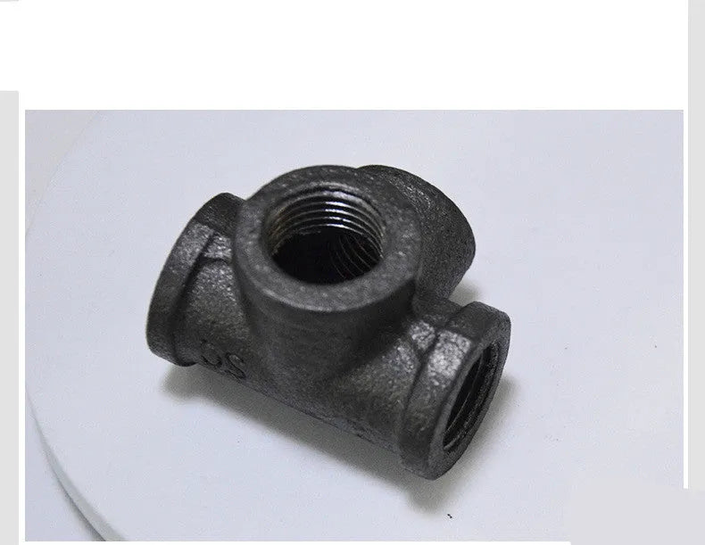 Galvanized steel four-way pipe fitting in DN15, DN20, DN25 sizes