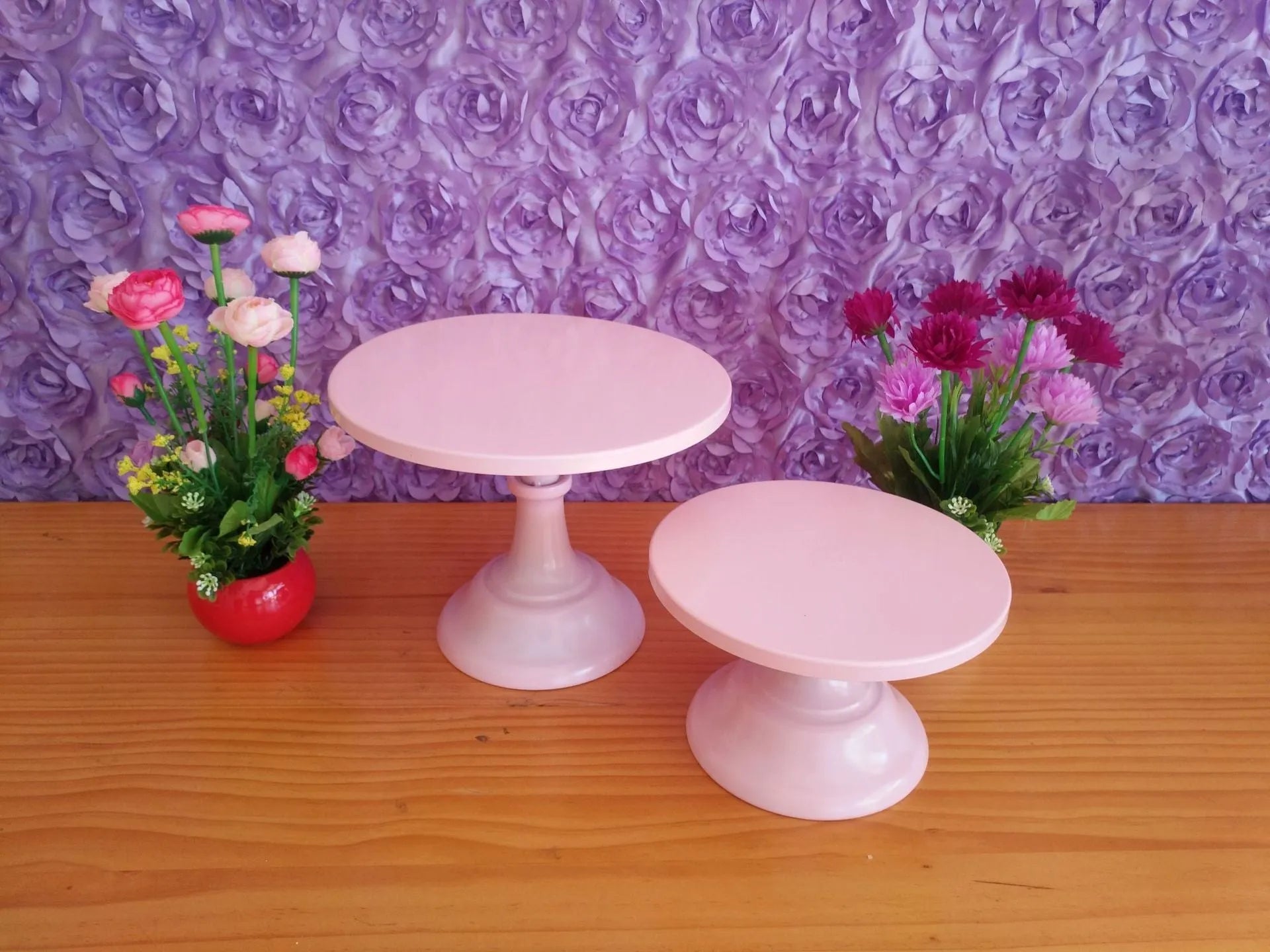 Three-tiered metal dessert stand with black, white, pink, and gold colour options.