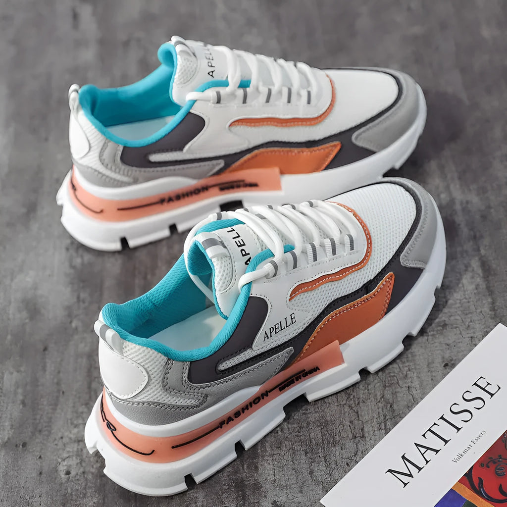 Women's casual mesh sports shoes in white with lace-up fastening and round toe