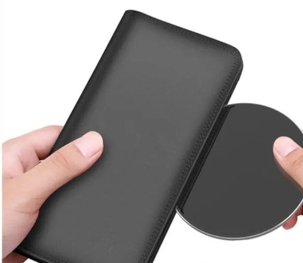 Ultra-thin aluminum alloy wireless charging pad in gold colour with LED indicator light