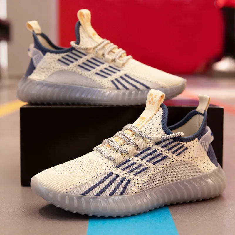 Men's white breathable flying fabric sports shoes with mesh lining and round toe.