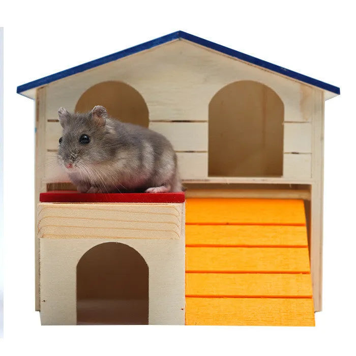 Blue roof wooden villa toy for hamsters, measuring 17x17x15 cm, on a white background.