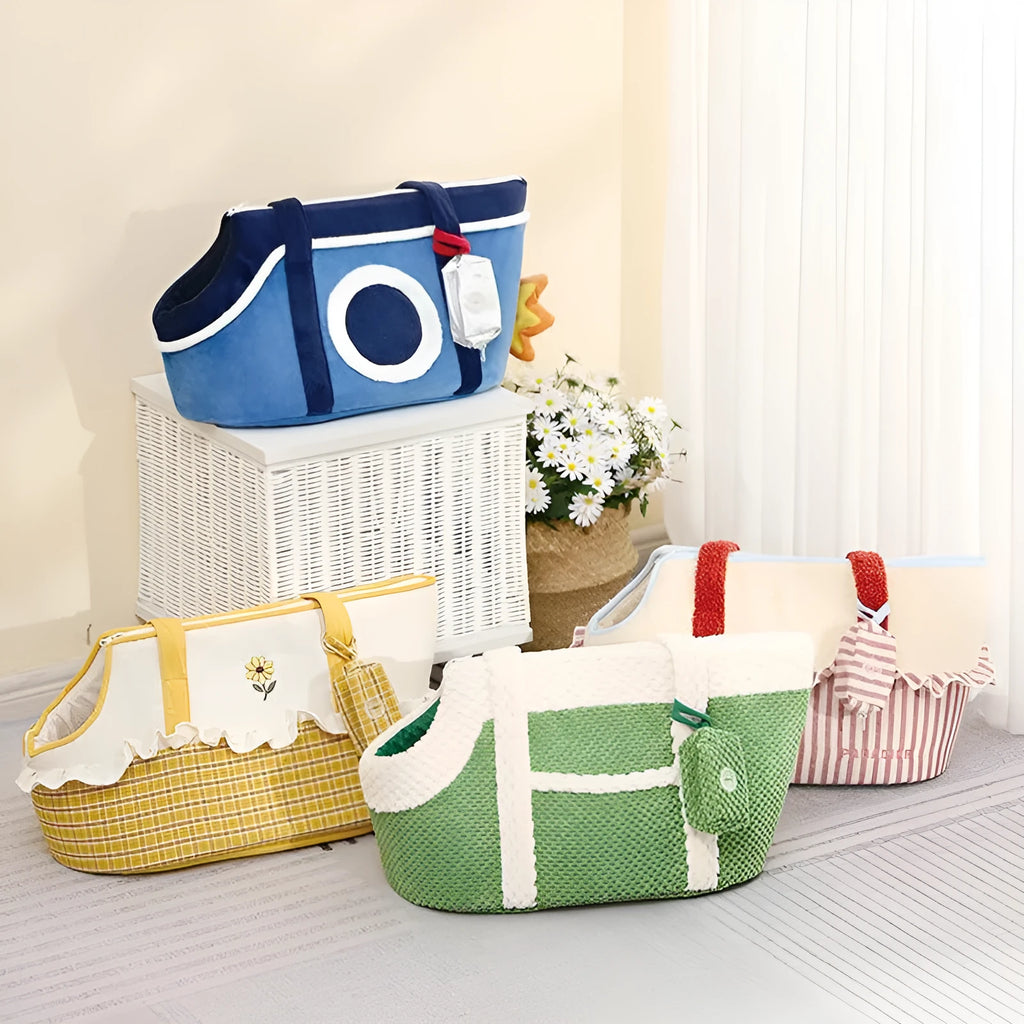 Short plush shoulder cat bag with cartoon pattern in green, red, or yellow colour options