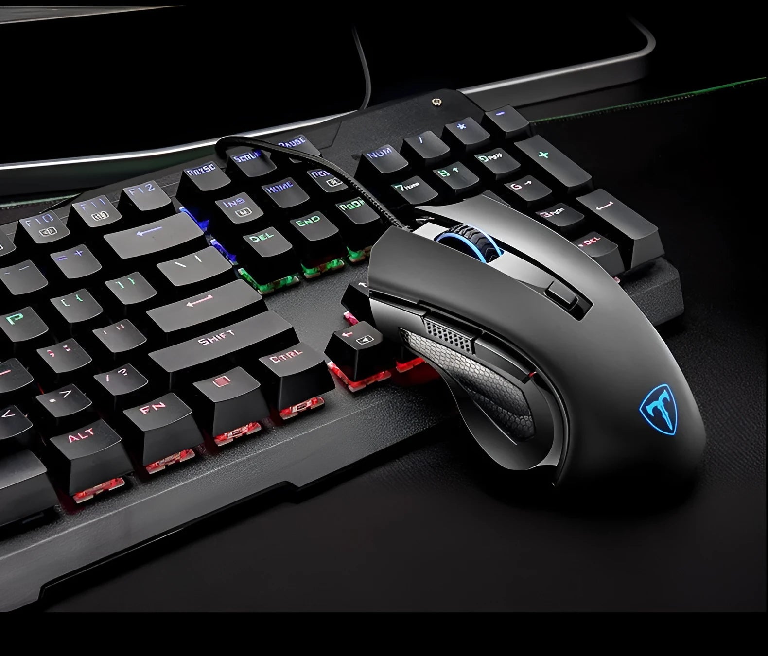 Black wired gaming mouse with six buttons, 130x85x45mm, USB cable, on desk