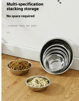 Stainless steel pet bowl set showing five different sizes from 13cm to 22cm diameter.