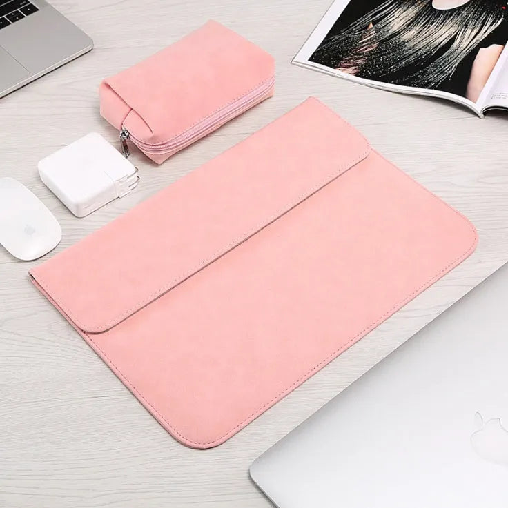 Frosted laptop sleeve for MacBook Pro, abrasive finish, 13 inch size, blue colour