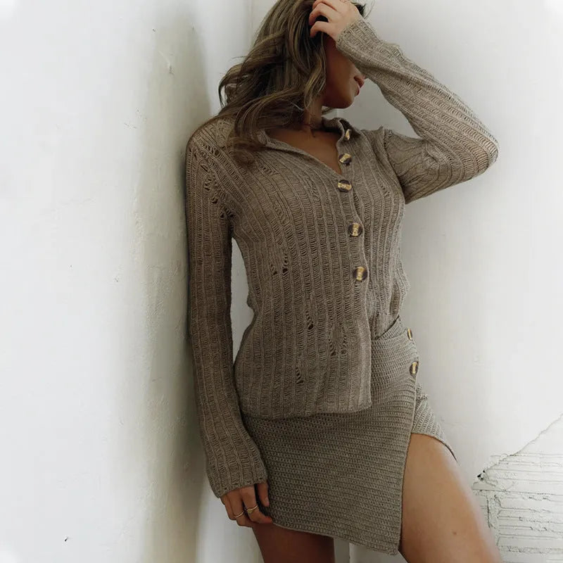 All-matching lapel solid colour cardigan in deep khaki with long sleeves and lapel collar