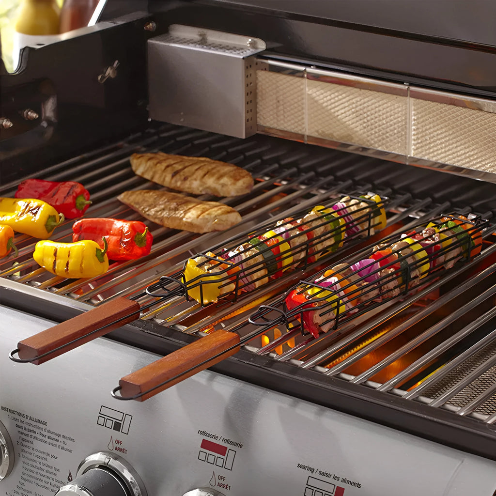Barbecue basket with long wooden handle and iron mesh, showing rotary lid buckle.