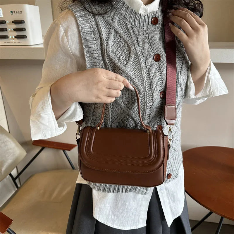 Women's one-shoulder crossbody bag in PU with sandwich pocket, available in five colours including black and khaki