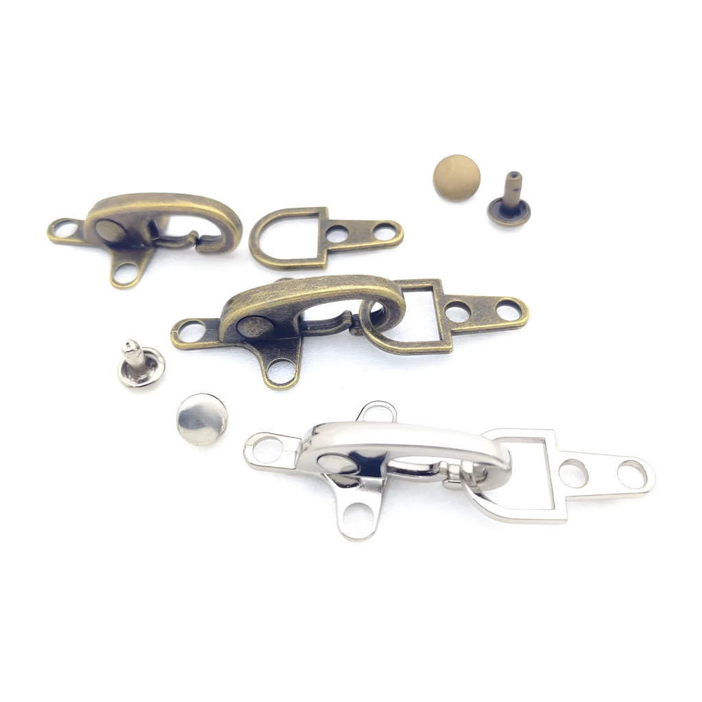 Zinc alloy aircraft-shaped buckle decoration in bronze, gold, gun colour, or silver, measuring 5.85 cm.