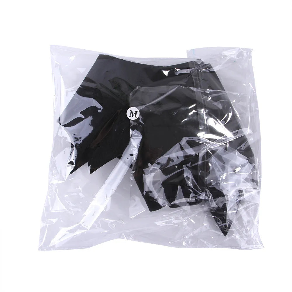 Halloween pet mask bat wings corset set in cloth fabric for dogs and cats, with adjustable neck and bat design