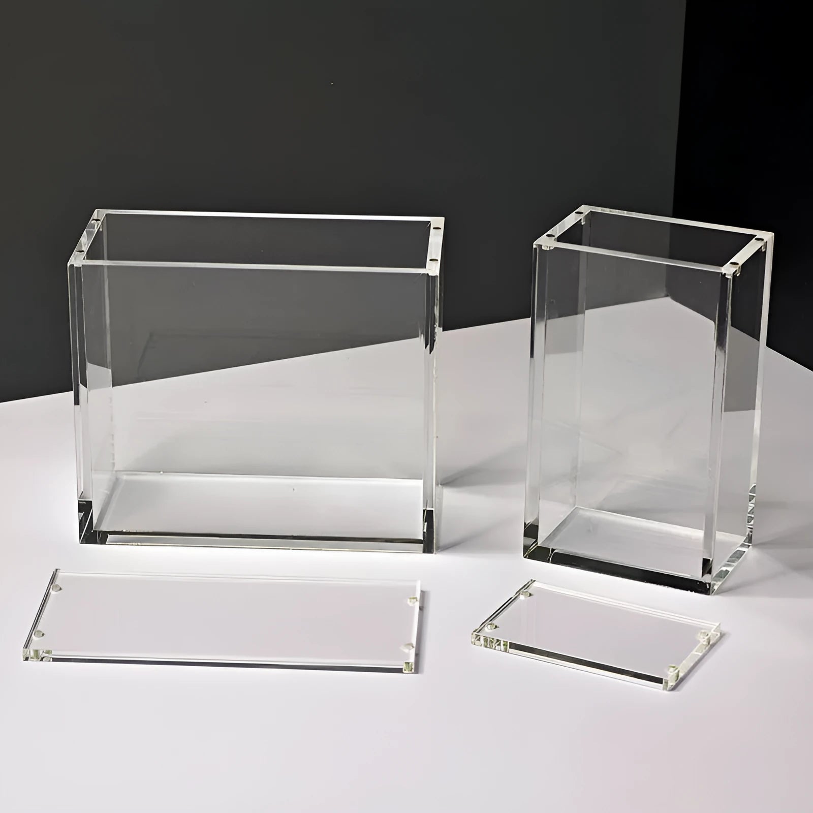 Transparent acrylic magnetic dustproof storage box with clear view, available in two sizes for display or storage
