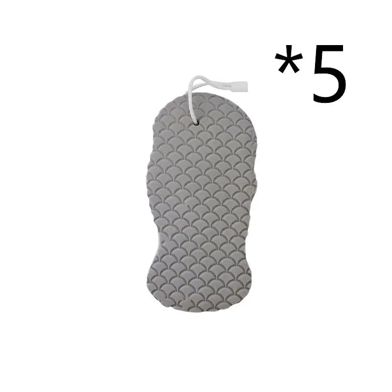 3D fish scale pattern bath sponge in white, grey, pink or light blue colours for gentle exfoliation