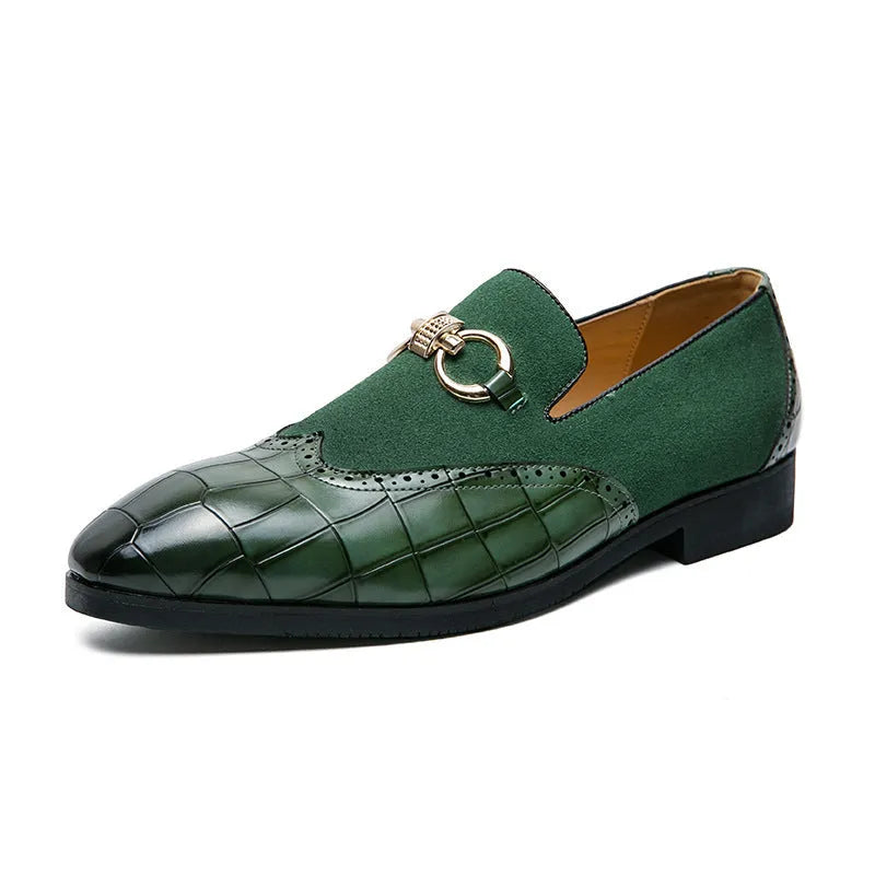 Men's Korean-style business casual shoes with pointed toe design and sewing line detailing