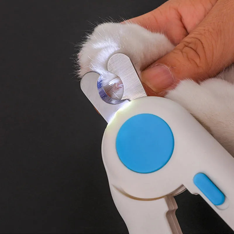 Blue cat and dog nail clippers with LED light, stainless steel blade, 14.5 cm x 4 cm