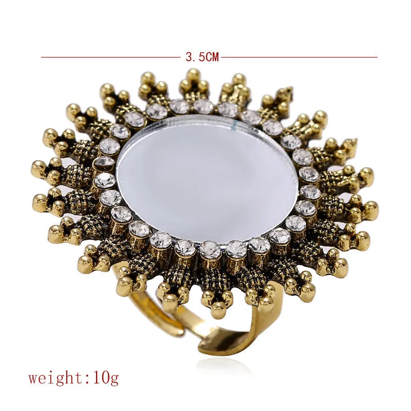 Zinc alloy diamond ring in golden or silver finish, simple trend fashion band