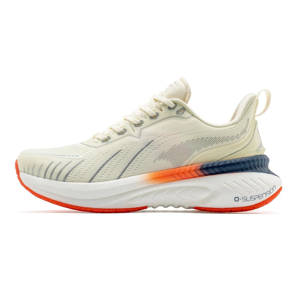 Men's low-top running shoes in various colours with rubber sole and PU mesh upper.