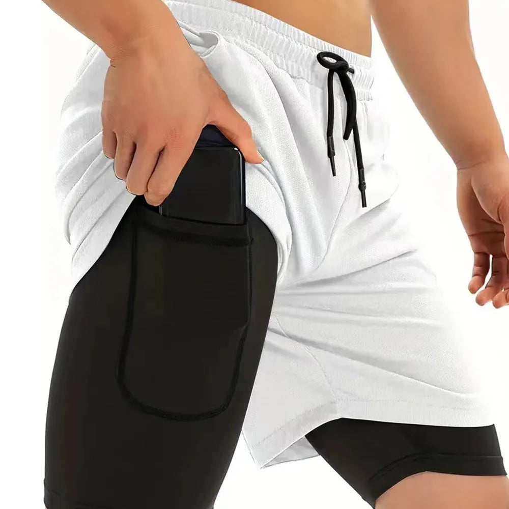 Men's camouflage pattern quick-dry sports shorts in a double-layer fabric.
