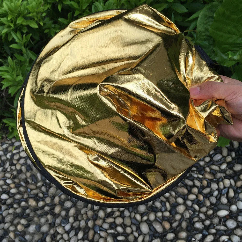 5-in-1 folding reflector 110cm with gold silver white black and soft-light surfaces for studio fill light