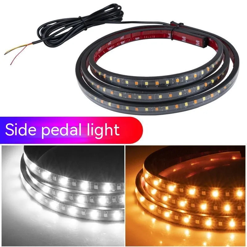White yellow vehicle light lamp with streamers for side steering illumination in automotive applications