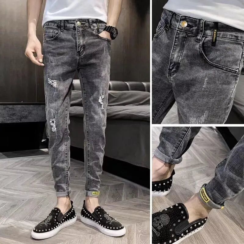 Men's high waist denim jeans trousers with button fly in cotton fabric