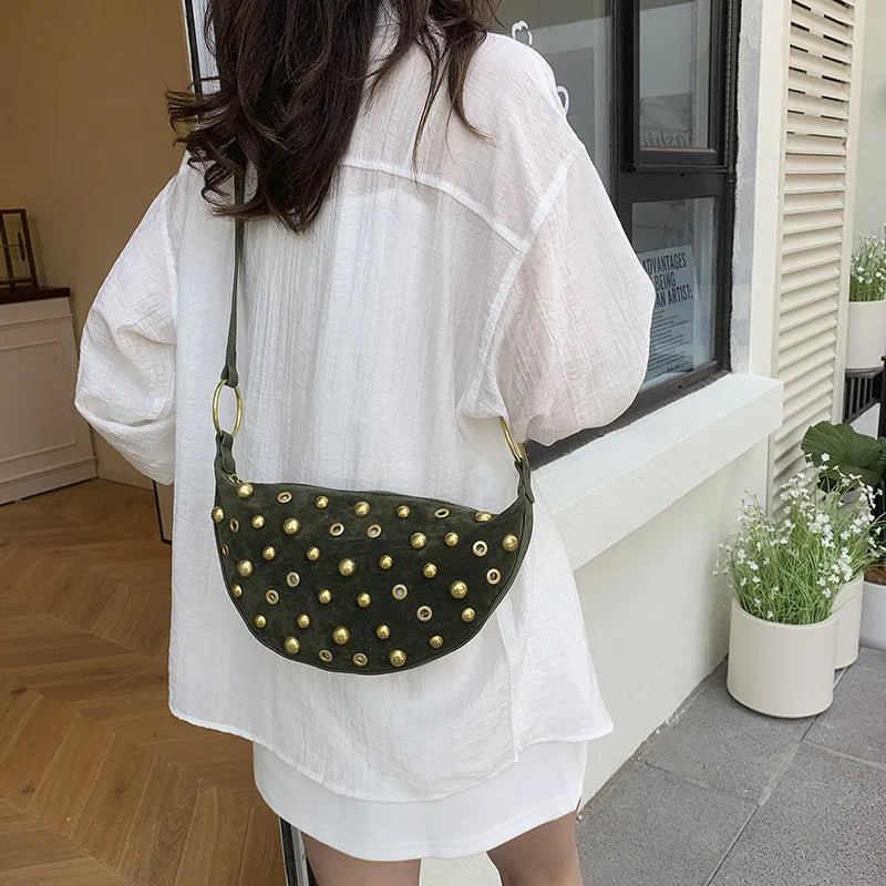 Retro rivet bag in frosted imitation buckskin with suede finish, dumpling shape, single shoulder strap, in khaki colour