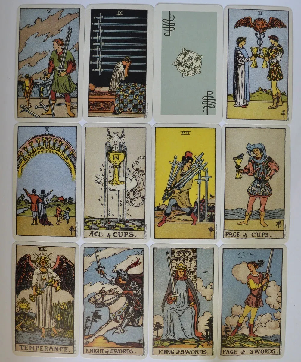 Tarot cards on a 49x49cm high-grade flannel tablecloth with a mysterious atmosphere and non-slip surface