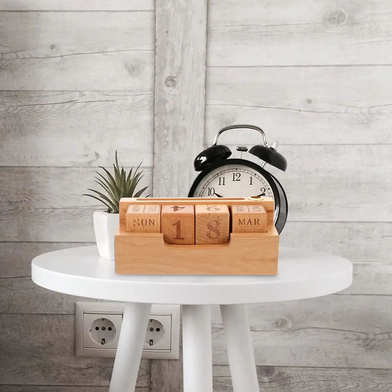 Solid wood simple desk calendar block in small and large size options