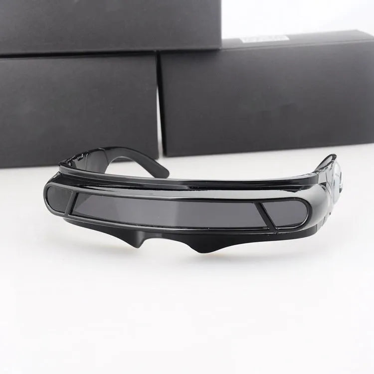 Black polarised sports sunglasses with a polycarbonate frame showing grey, red mercury, and blue mercury lens options.