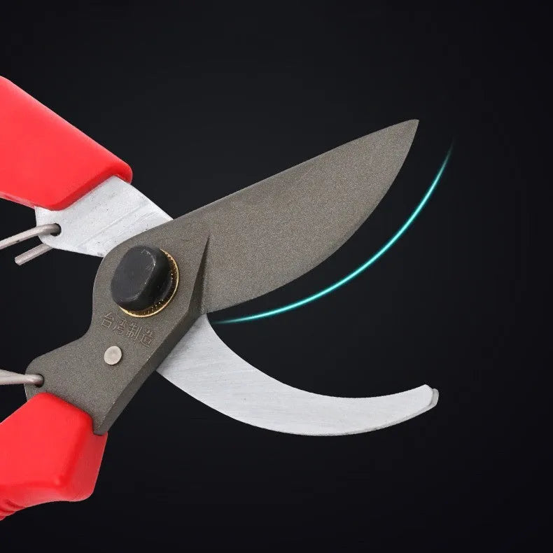 Red handle pruning scissors with SK5 steel blade, 200mm total length, 50mm blade, 120mm handle, 45mm maximum opening