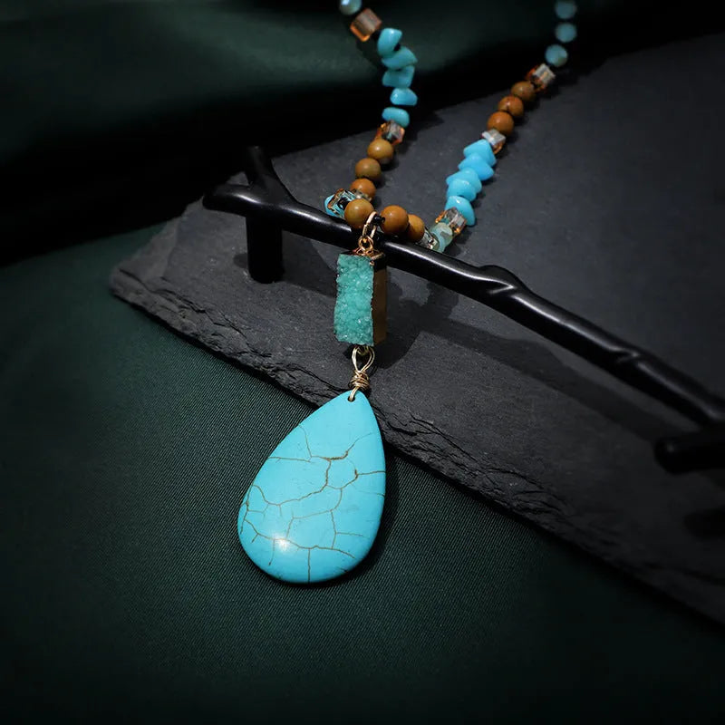 Blue turquoise imitation mineral pendant necklace with heart-shaped drop design on ball bead chain