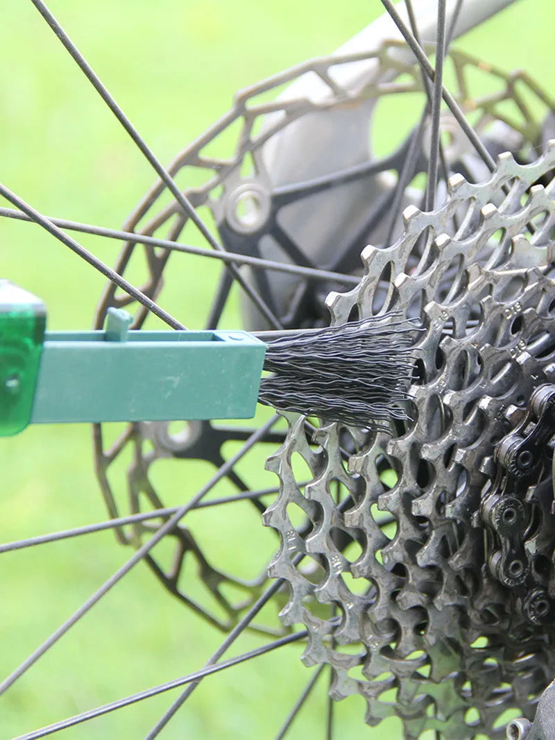 Bicycle chain cleaner scrubber brush set with PC plastic housing, soft brush, and wear-resistant sponges for mountain bike cleaning