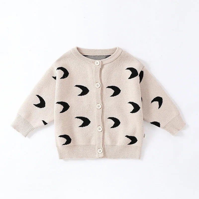 Baby jumpsuit in oatmeal colour made from cotton with long sleeves, neutral European style for 66cm to 110cm height