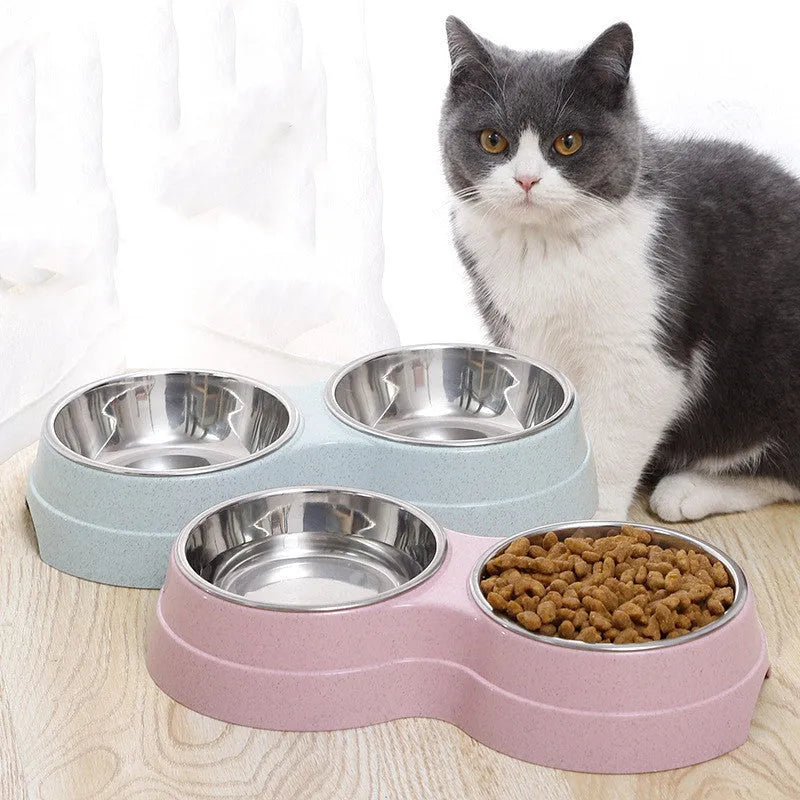 Round two-in-one dog bowl with straw, 24.5 cm, in blue, green, and pink, made from straw material