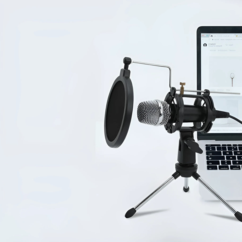 Black mini condenser microphone with aluminium stand and USB/3.5mm cables for live streaming