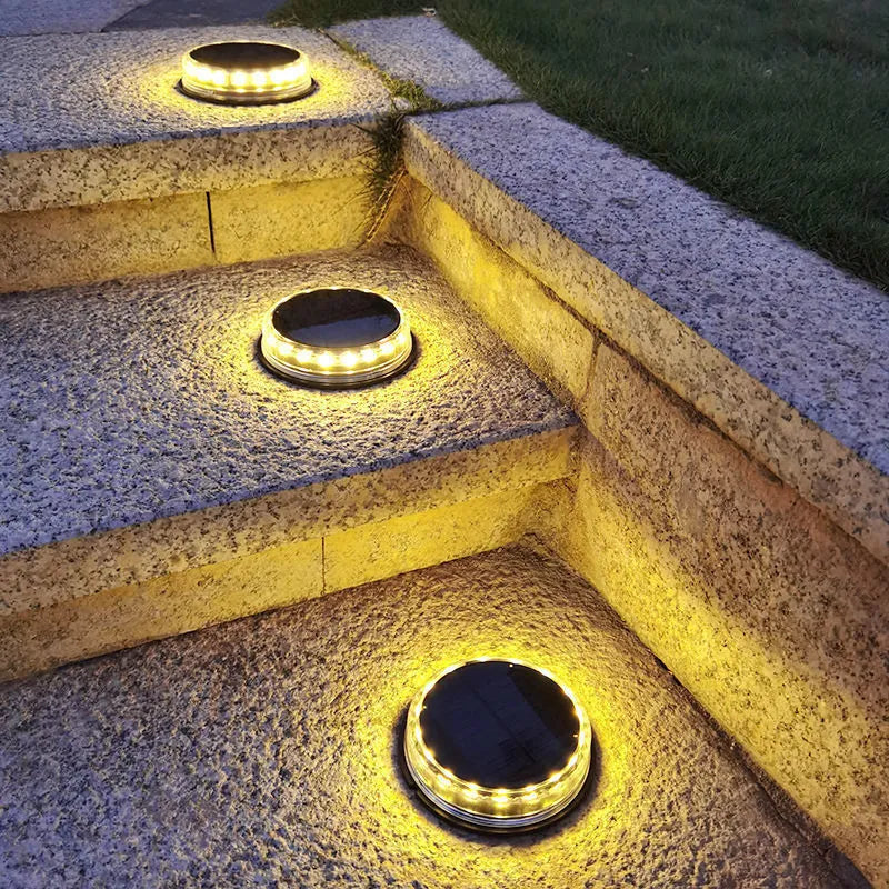 Solar buried light for outdoor lawn, 121x121x26mm, with 17 LEDs and polycrystalline silicon panel