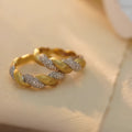 S925 sterling silver women's ring with geometric twist design in golden and white gold finish, US sizes 6-10