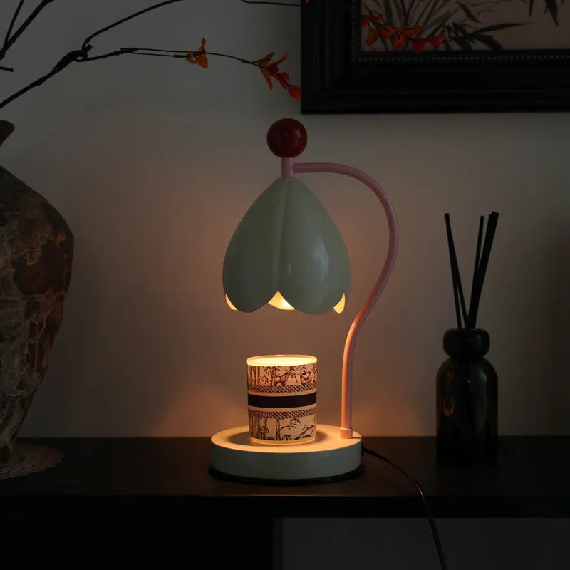 Ancient style melting wax fragrance lamp with metal holder in cream white or dark green options