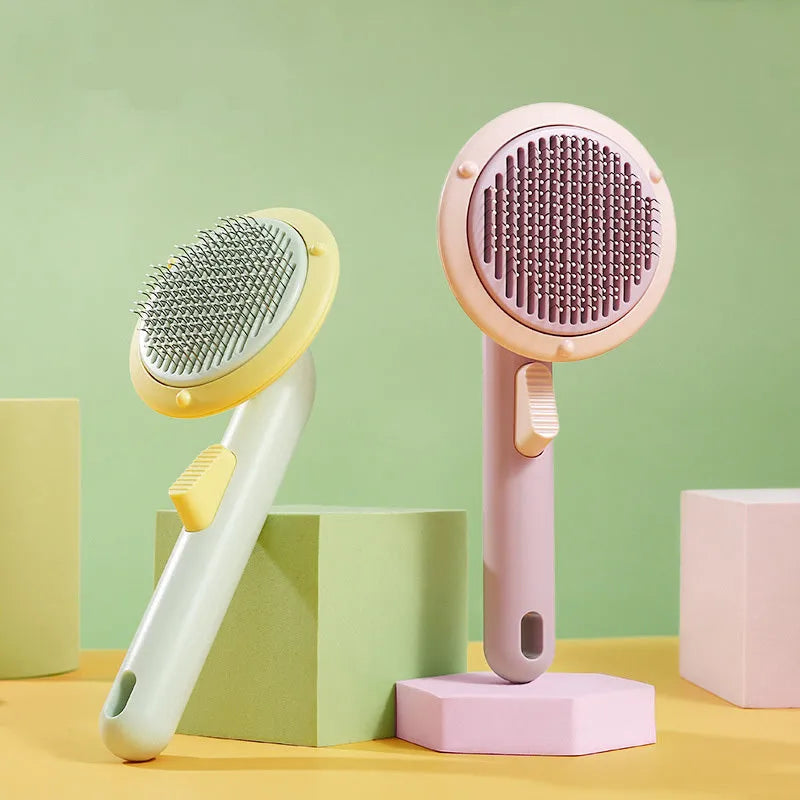 Pet grooming brush with curved steel wire teeth in white or pumpkin colour for cats and dogs