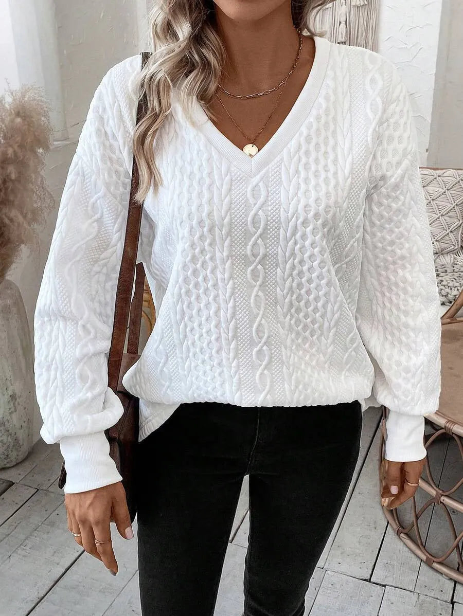 Milky white Japanese Korean casual loose t-shirt with 3D pattern and long sleeves