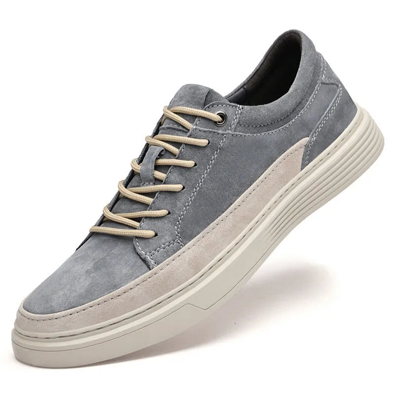 Men's grey casual skate shoes with pigskin upper and rubber sole