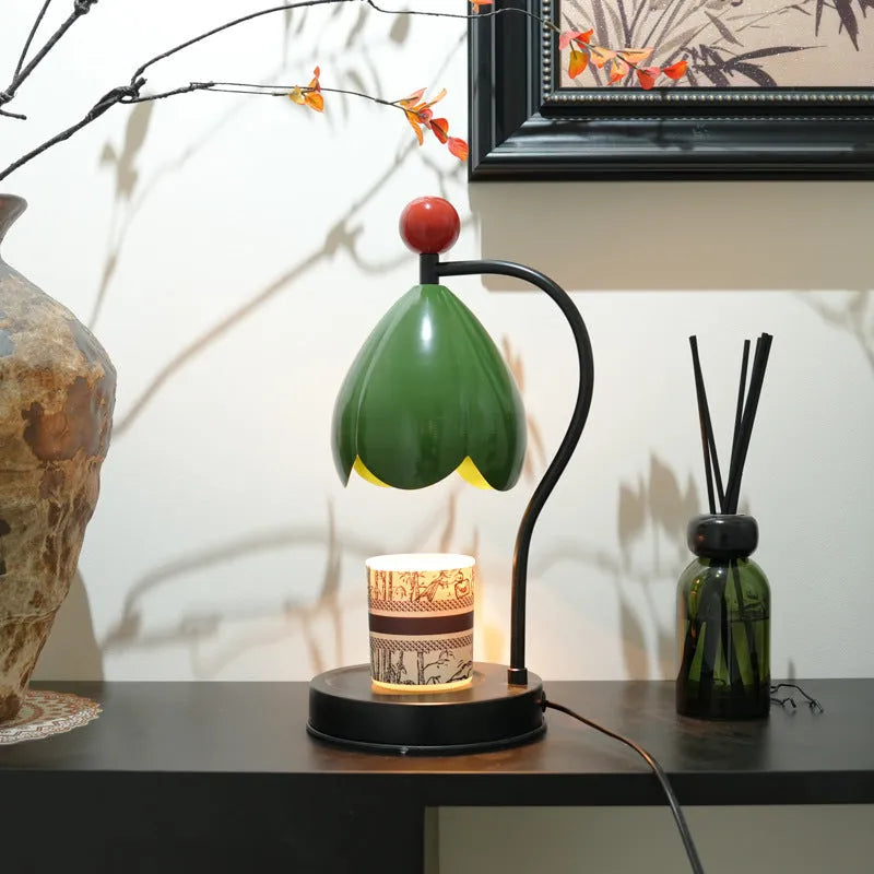 Ancient style melting wax fragrance lamp with metal holder in cream white or dark green options