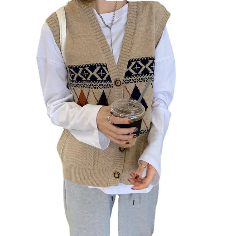 Khaki sleeveless loose cardigan top with diamond plaid pattern, open front.
