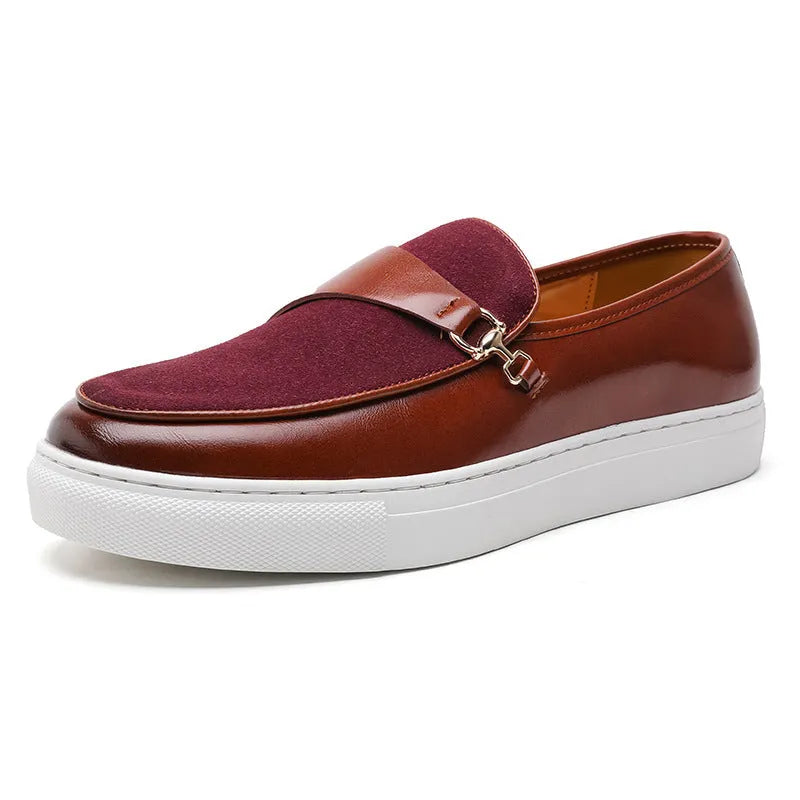 Men's black slip-on shoes with gold horsebit buckle and round toe stitching design