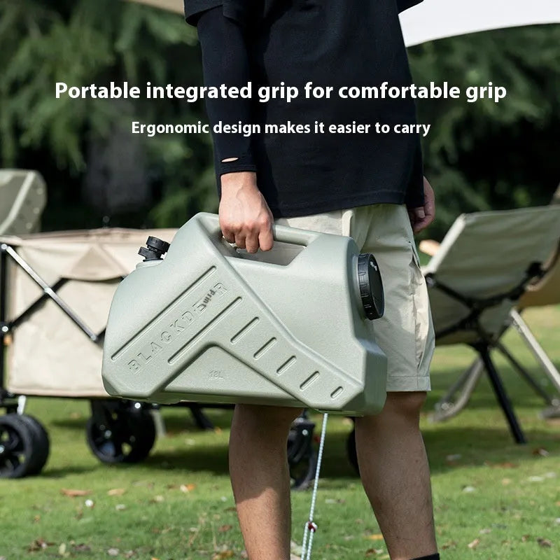 Green portable water storage tank with 13L and 18L capacity options for camping and household use