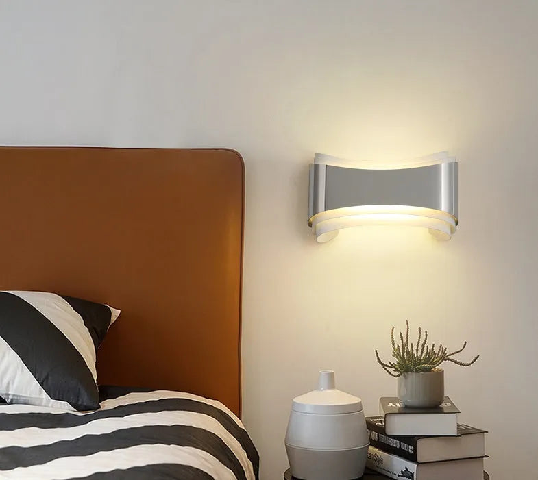LED wall lamp with warm white light and PMMA lampshade mounted on wall