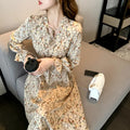 Retro waist-cinching floral A-line dress in apricot colour for women, princess style, polyester fabric