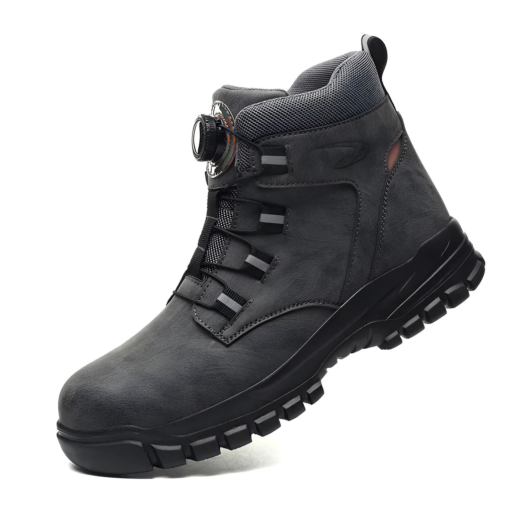 Lightweight labour protection shoes in leather with rubber sole, shown in black colour option