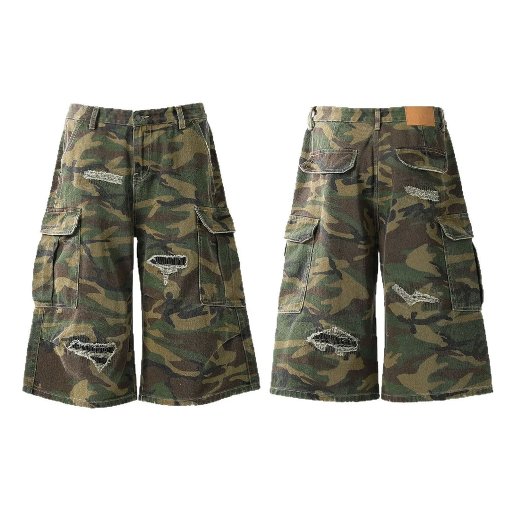 Men's straight leg cropped trousers with retro camouflage pattern in cotton denim fabric